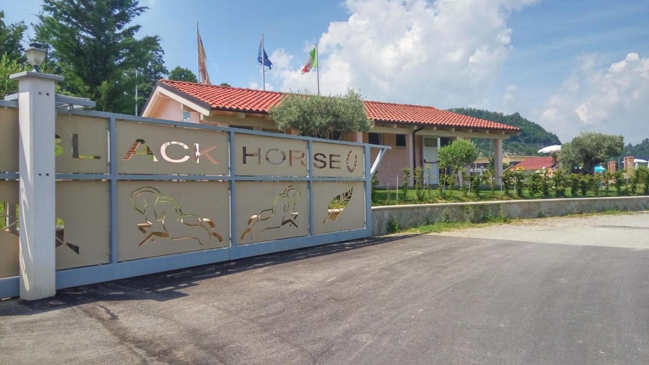 Relais Black Horse 밀레시모 외부 사진